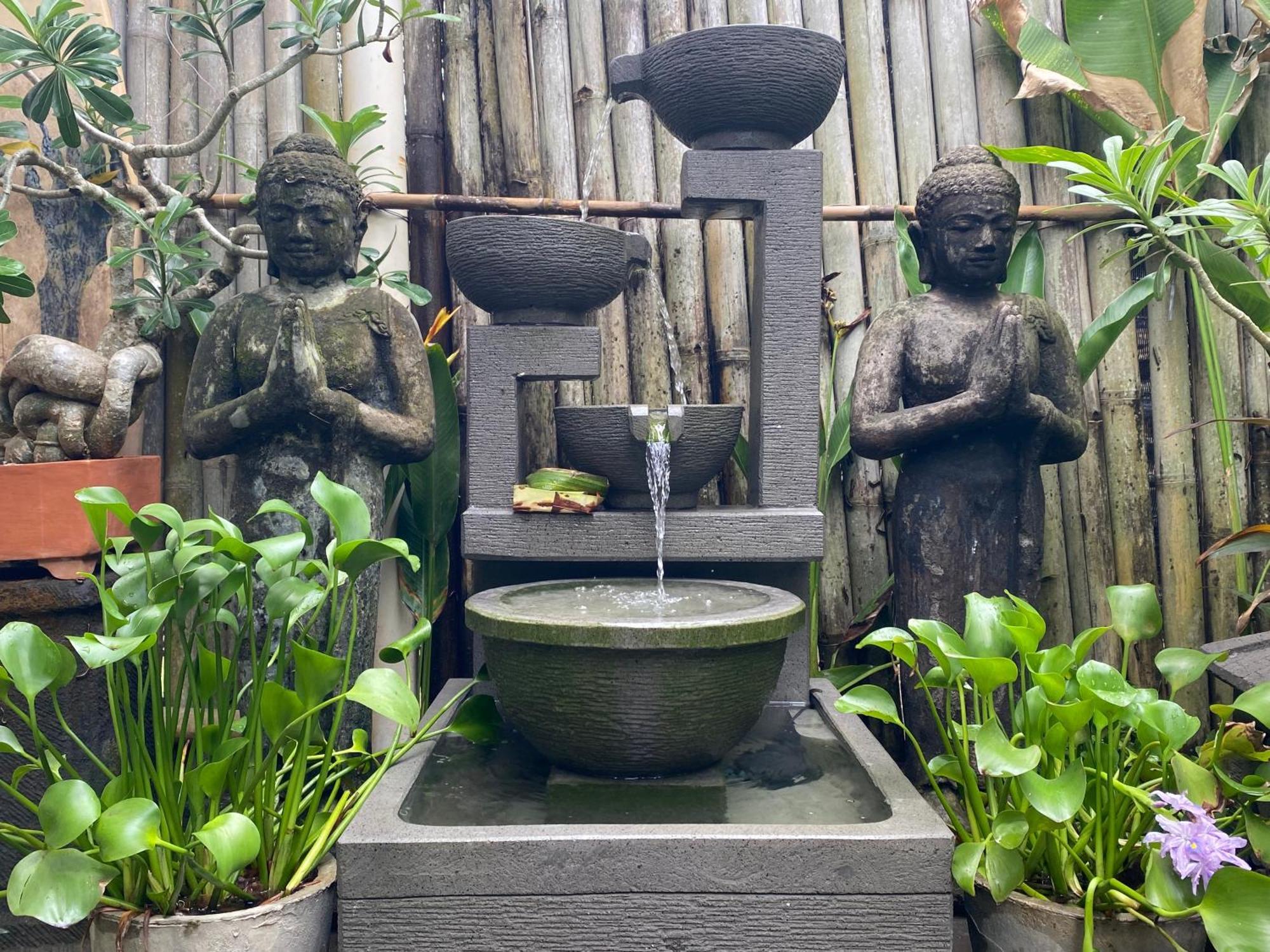 Blue Waves Balangan Homestay 乌鲁瓦图 外观 照片